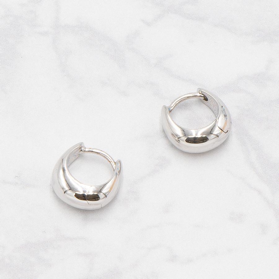 TOM WOOD トムウッド ピアス シルバー アイスハギーズ Ice TOM WOOD トムウッド ピアス シルバー アイスハギーズ Ice