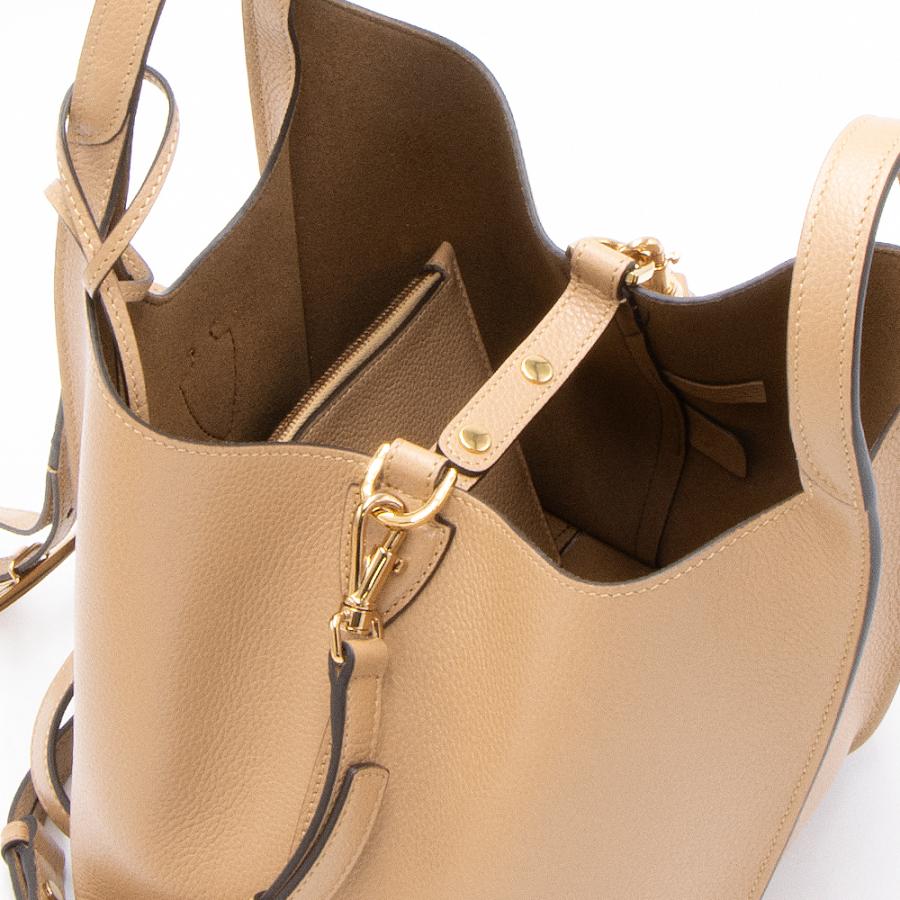TOD'S（トッズ） 【10/22-10/31 LYP会員+P10倍】トッズ トートバッグ
