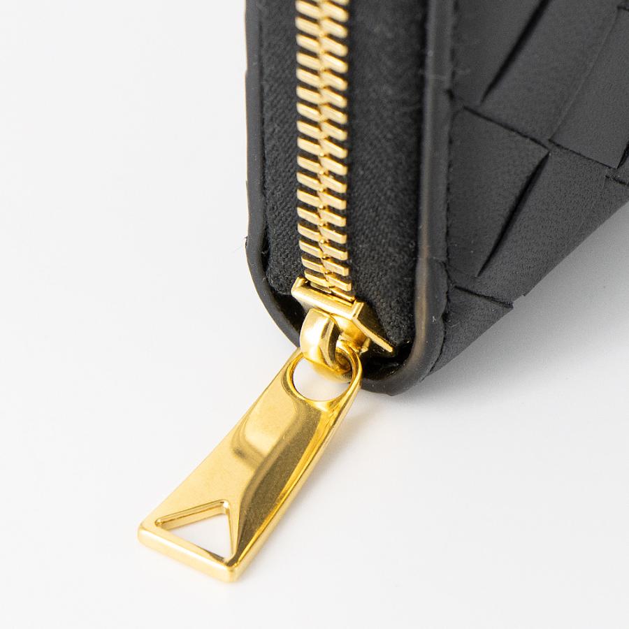 BOTTEGA VENETA（ボッテガ・ヴェネタ） ラウンドファスナー長財布