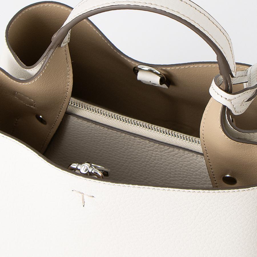 TOD'S（トッズ） トートバッグ(2WAY仕様) マイクロ XBWAPAEL000QRI