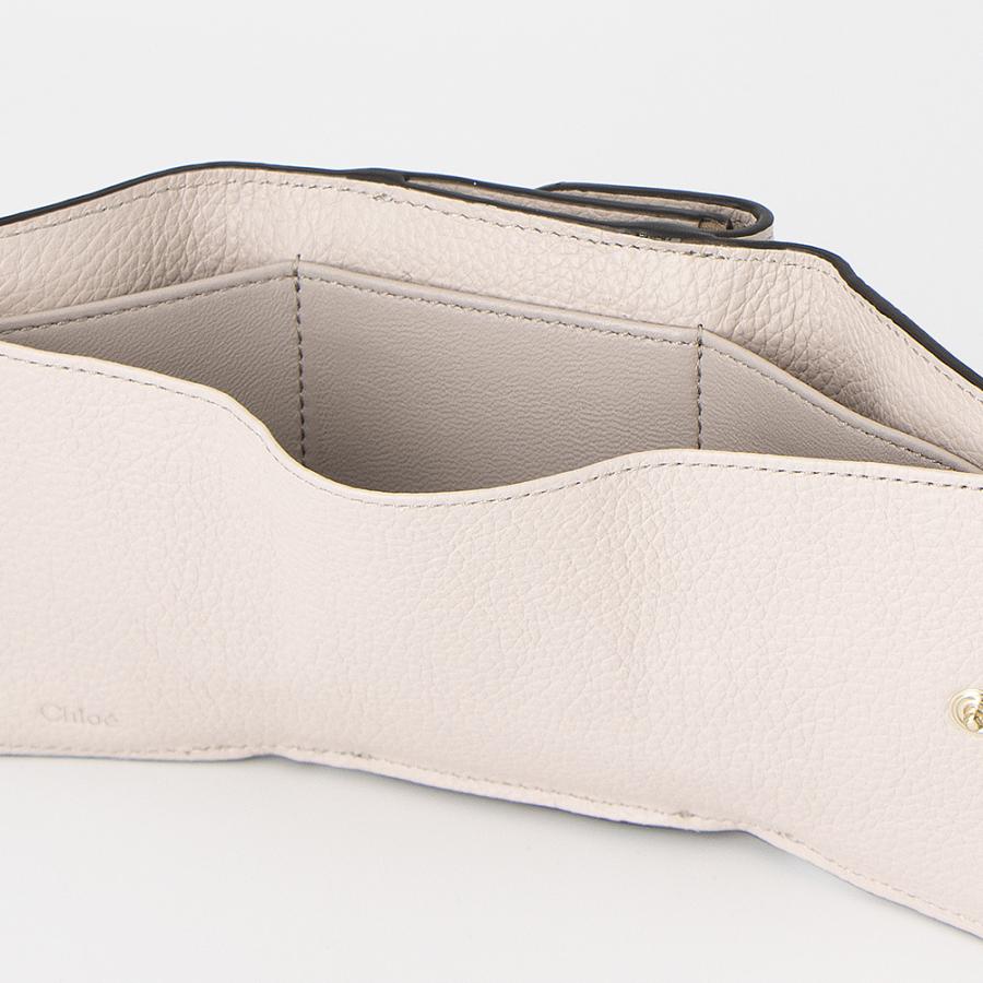 Chloe　3つ折り財布　アルファベット ミニ トリフォールドウォレット Chloe（クロエ） CHLOE 3つ折り財布(小銭入れ付き) ミニ財布 ミニトリ
