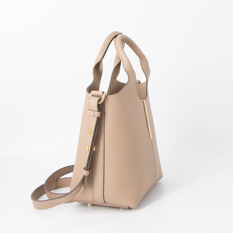 TOD'S（トッズ） トートバッグ(2WAY仕様) ショッピングトートバッグ