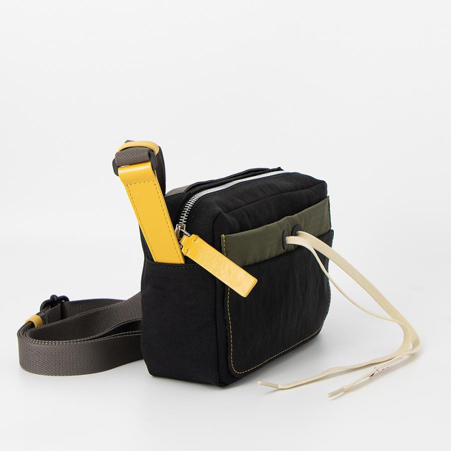 マルニ MARNI ショルダーバッグ テクニカルファブリック カメラバッグ SBMQ0124U0 P8942 00N99 BLACKの画像