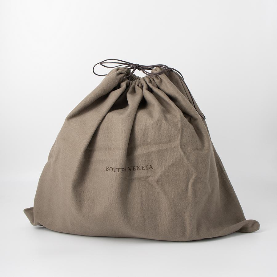 ボッテガヴェネタ BOTTEGA VENETA イントレチャート トラベルポーチ セカンドバッグ 244706 V47W1 1275 BLACKの画像