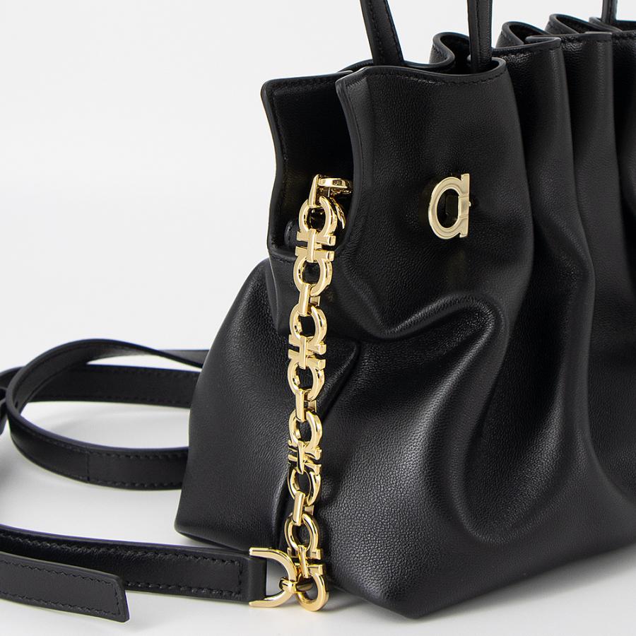 フェラガモバッグ FERRAGAMO（フェラガモ） トートバッグ(2WAY仕様) ブラック SOFT BAG