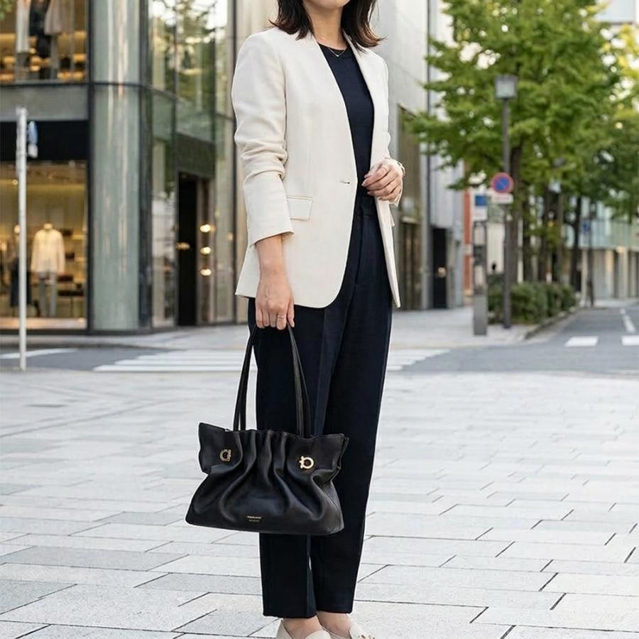 FERRAGAMO（フェラガモ） トートバッグ(2WAY仕様) セメント SOFT BAG