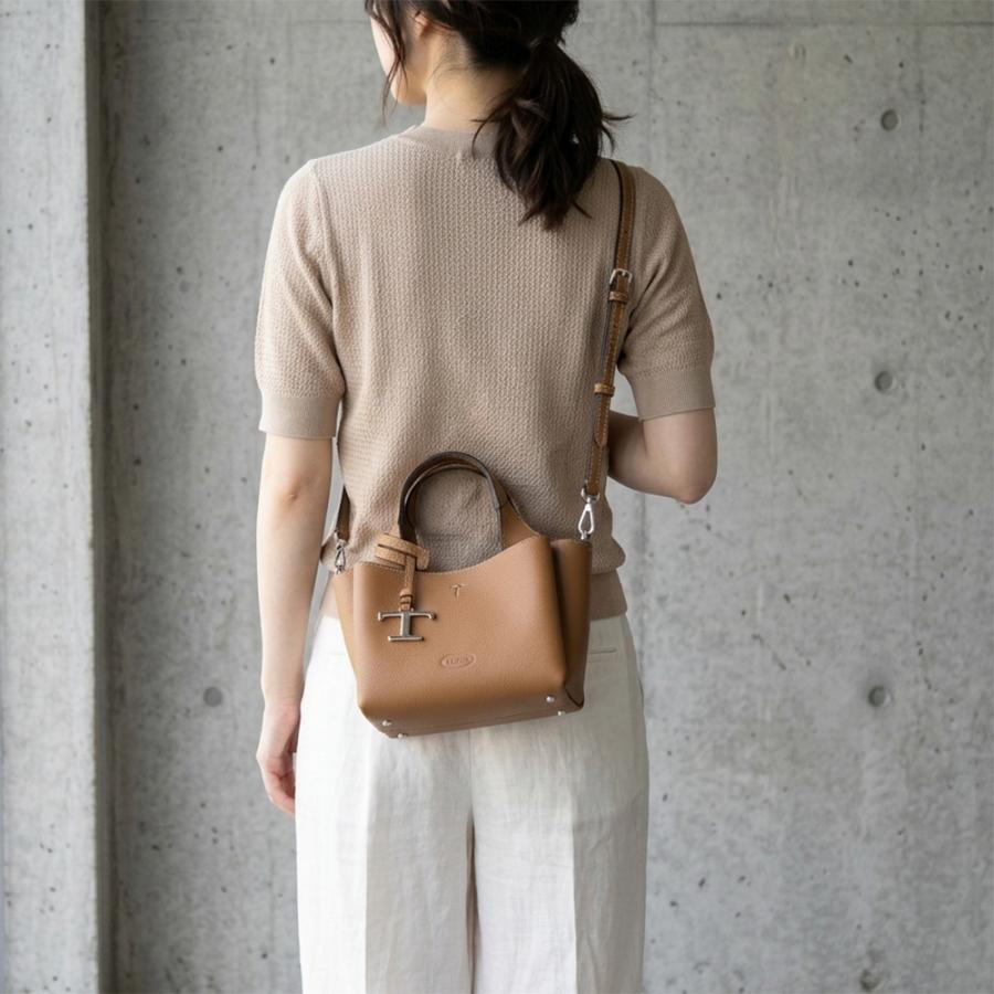 TOD'S（トッズ） トートバッグ(2WAY仕様) マイクロ Tタイムレス T