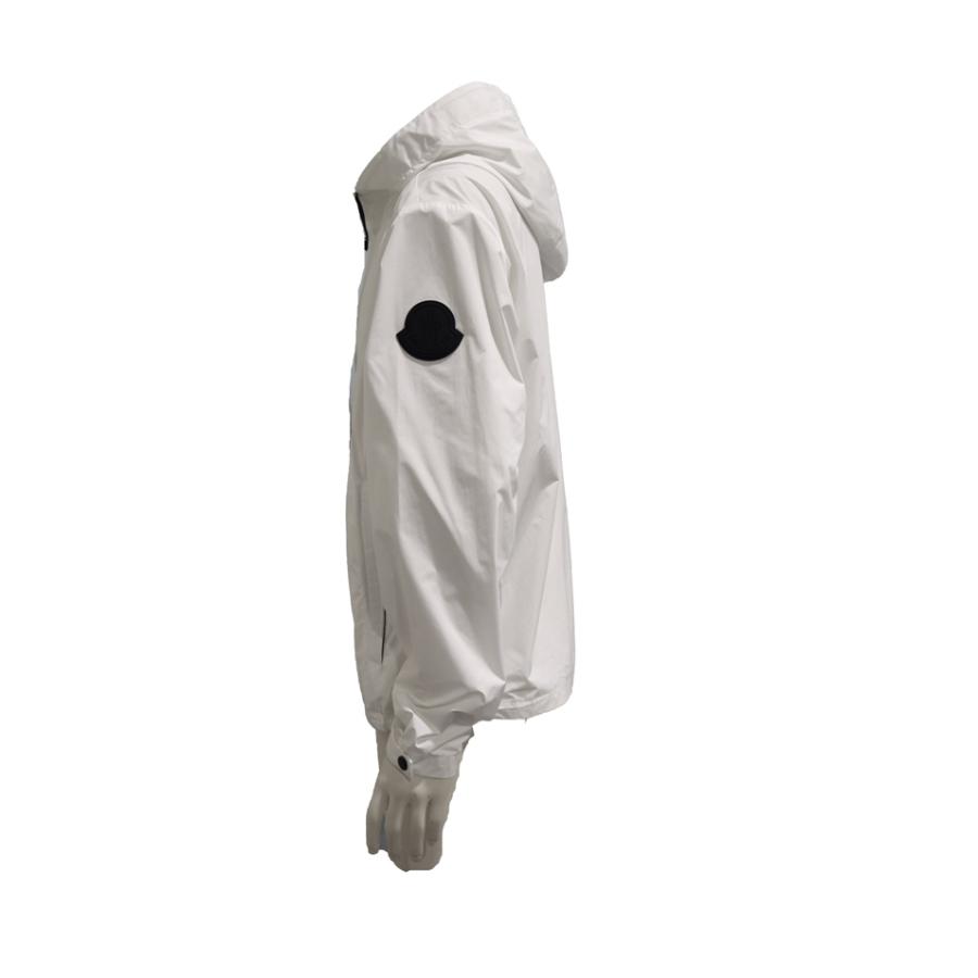 MONCLER モンクレール メンズ ナイロンジャケット CARLES MONCLER モンクレール メンズ ナイロンジャケット CARLES