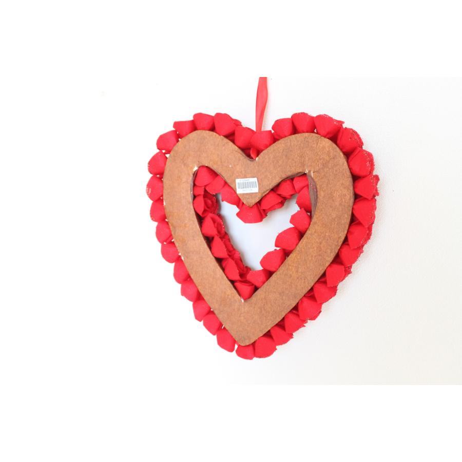 フェルトで作った真っ赤なハート型クリスマスリース（ラメ付