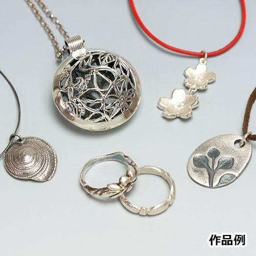 韓国 純銀 (シルバー990) 七宝 蓋物 総重量約485g 銀細工 菓子器 韓国 純銀 (シルバー990) 七宝 蓋物 総重量約485g 銀細工 菓子器 銀菓子