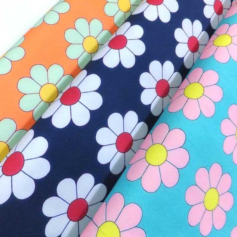 nora．レトロフラワー ／オックス・デジタルプリント　(綿 生地 布) | 