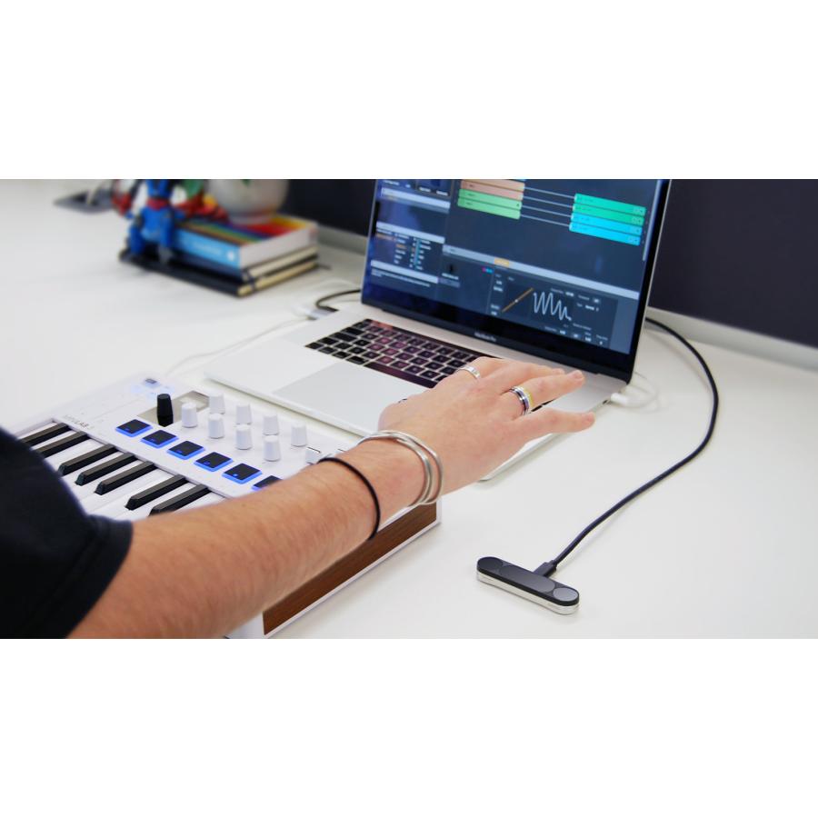 日本正規代理店品】 Leap Motion Controller 2 & XRヘッド 日本正規代理店品】 Leap Motion Controller 2 & XRヘッド