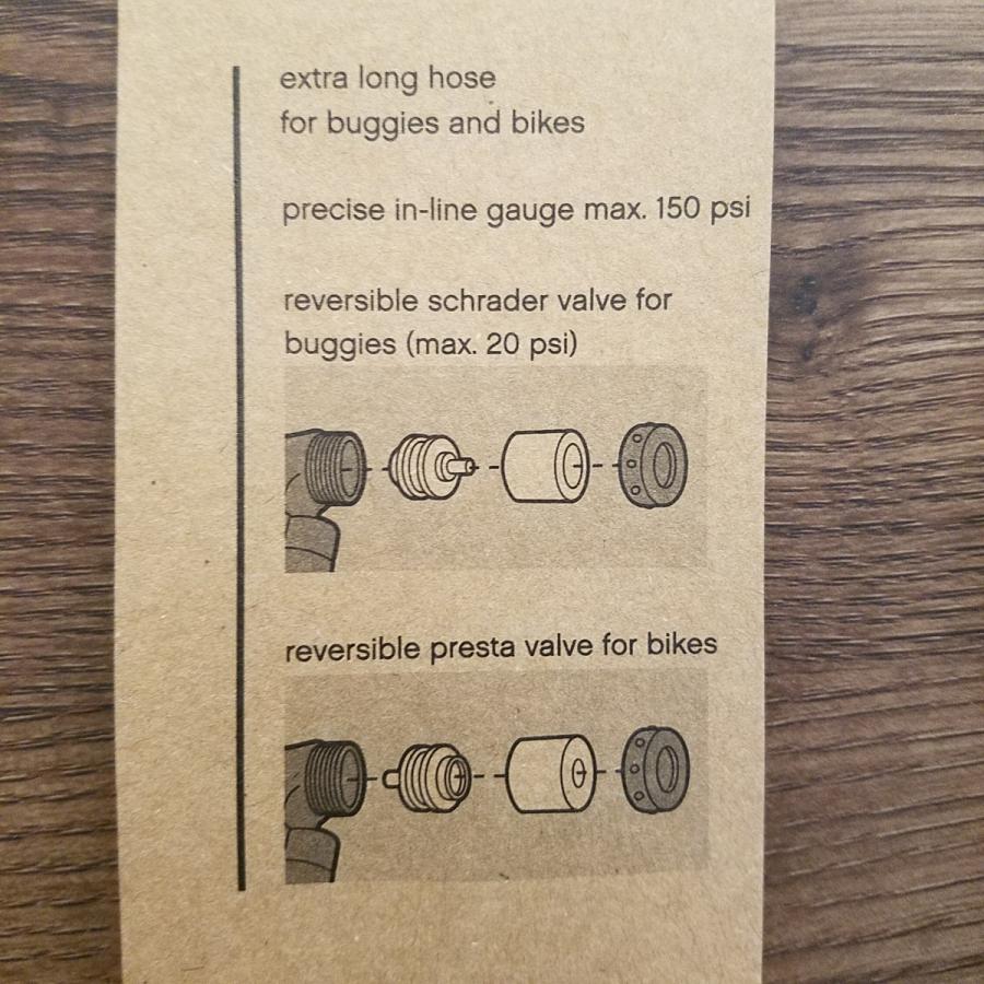 Mountain Buggy tyre pump　空気入れ　手動　持ち歩きサイズ　ミニサイズ |  | 05
