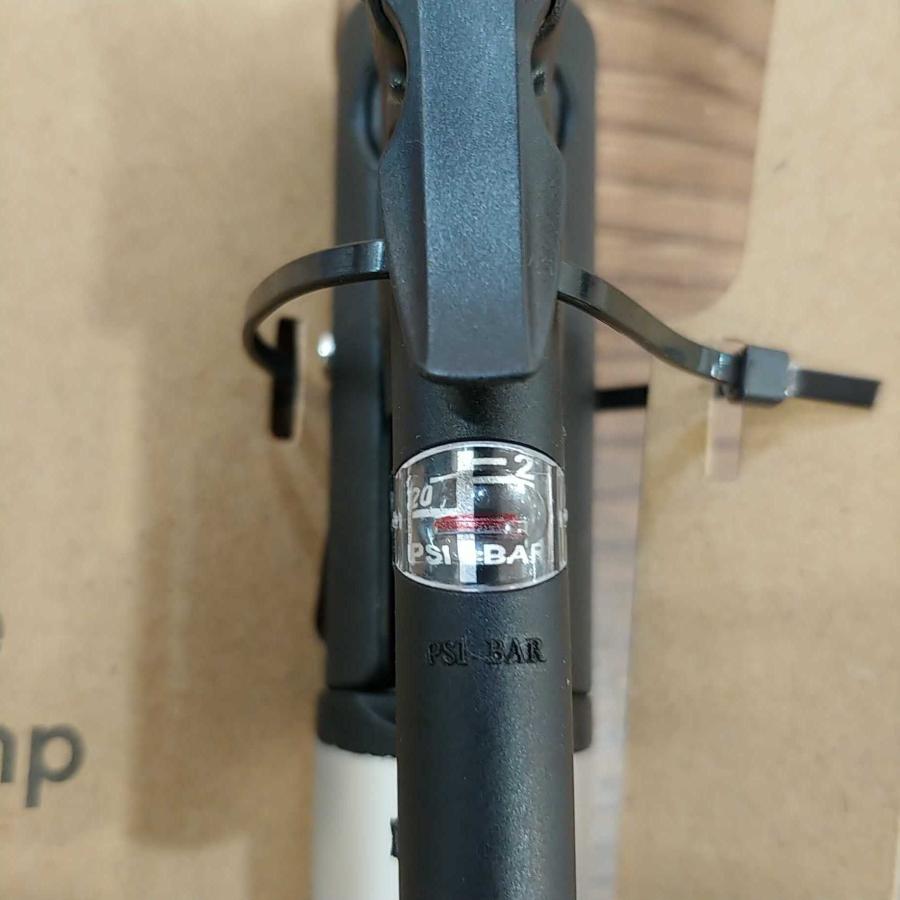 Mountain Buggy tyre pump　空気入れ　手動　持ち歩きサイズ　ミニサイズ |  | 01