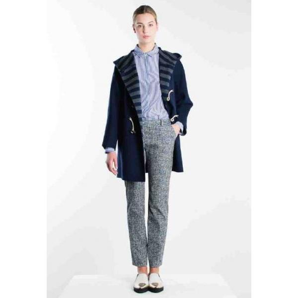 MaxMara WEEKEND ダッフルコート とどい ネイビー MaxMara WEEKEND ダッフルコート とどい ネイビー