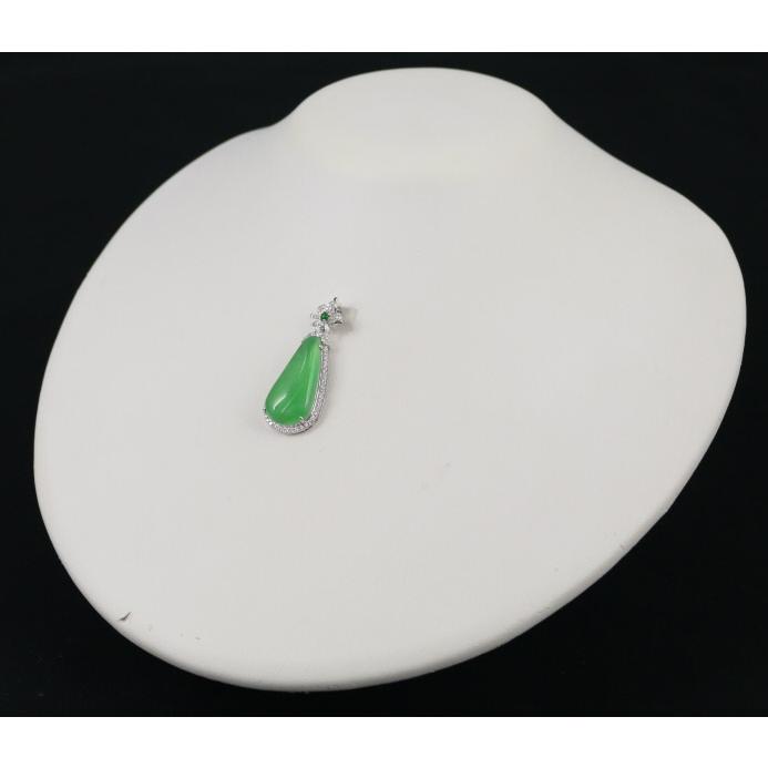 天然 翡翠 13.3ct ダイヤ 0.637ct ペンダントトップ K18WG 