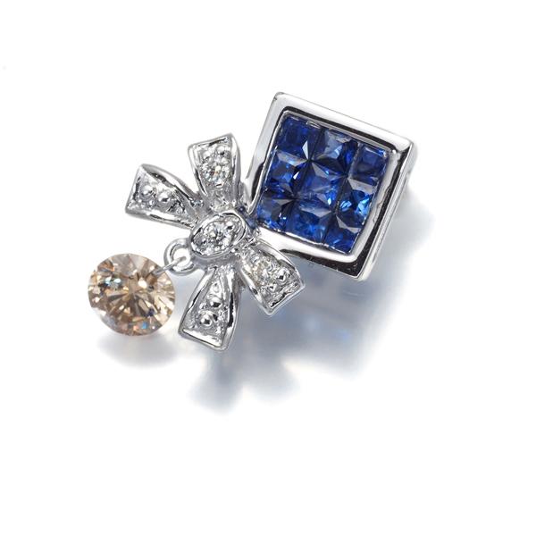 レ・エッセンシャル K18WG ダイヤモンド ペンダント ミステリー