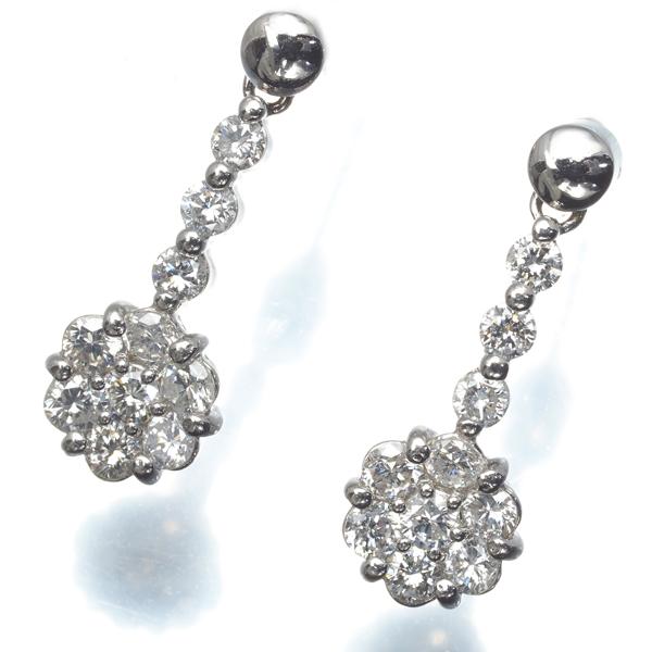 ダイヤ ダイヤモンド 0.42ct/0.42ct 揺れる ピアス Pt900/Pt850