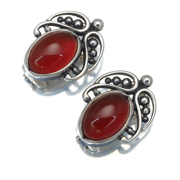 Georg Jensen（ジョージ ジェンセン） イヤリング カーネリアン