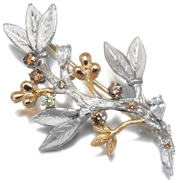 カッツァニーガ ブローチ ダイヤ ダイヤモンド スリーカラー リーフ 艶消し 彫金 K18YG/WG/PG BLJ 大幅値下げ品 |  | 01