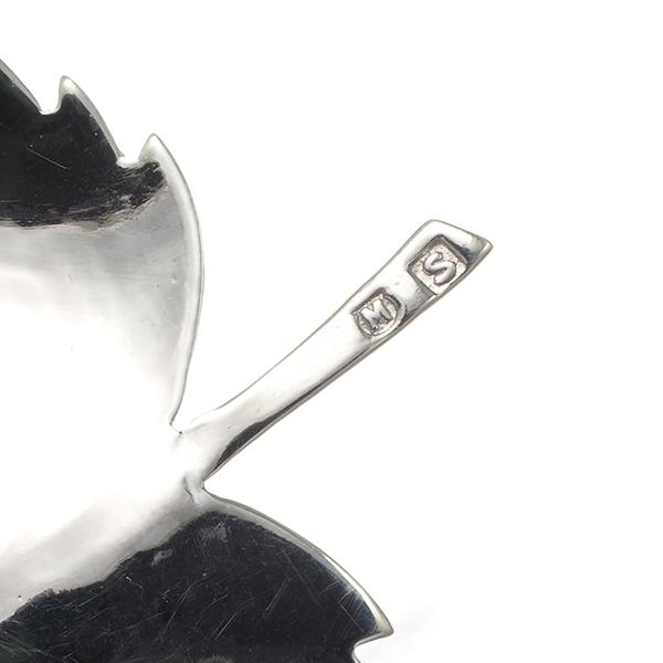 MIKIMOTO（ミキモト） ブローチ パール 真珠 6.7mm メイプル リーフ 艶