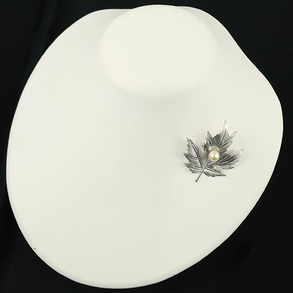 MIKIMOTO（ミキモト） ブローチ パール 真珠 6.7mm メイプル リーフ 艶