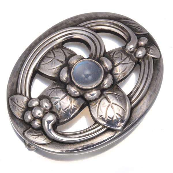 Georg Jensen（ジョージ ジェンセン） ブローチ ムーンストーン 138