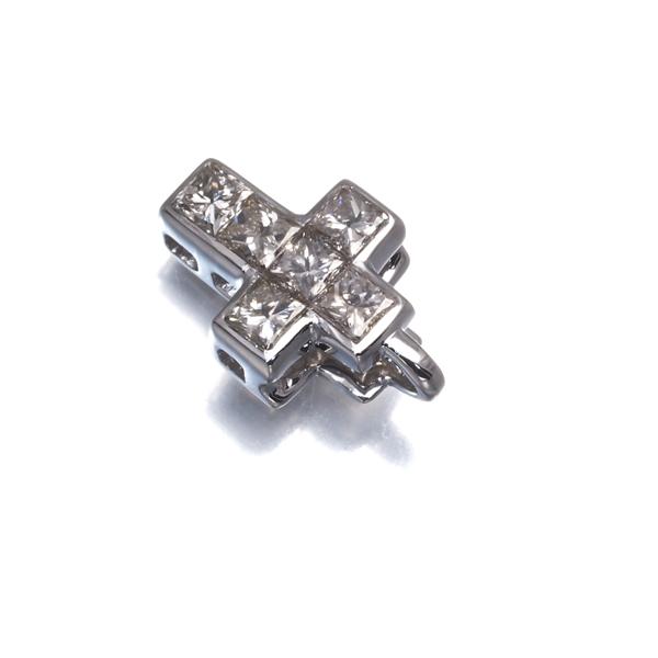 レ・エッセンシャル ペンダントトップ ダイヤ ミステリーセッティング