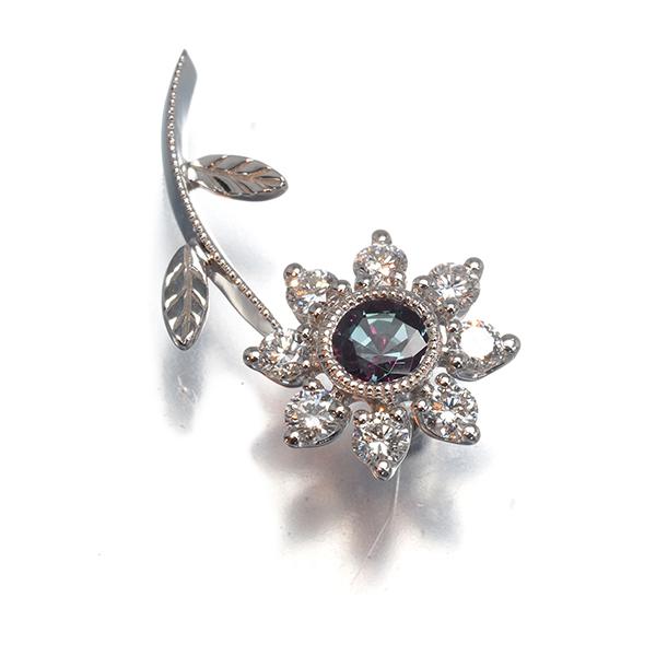 MIKIMOTO（ミキモト） ブローチ アレキサンドライト 0.26ct ダイヤ