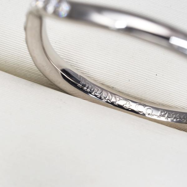 ✨値下げ✨TIFFANY&Co. ティファニー カーブドリング 指輪 ダイヤ TIFFANY&Co.（ティファニー） リング ダイヤ ダイヤモンド カーブド