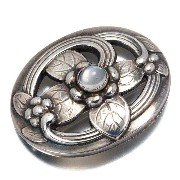 Georg Jensen（ジョージ ジェンセン） ブローチ ムーンストーン 138