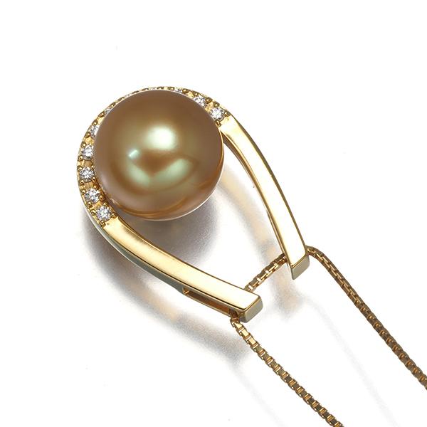 TASAKI（タサキ） ネックレス ゴールデン パール 真珠 10.8mm ダイヤ