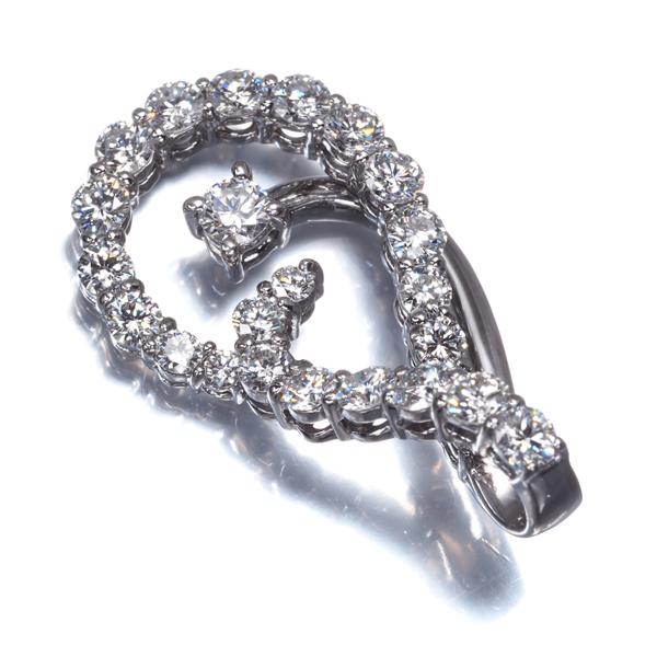モニッケンダム ペンダントトップ ダイヤ ダイヤモンド 1.77ct K18WG BLJ_1