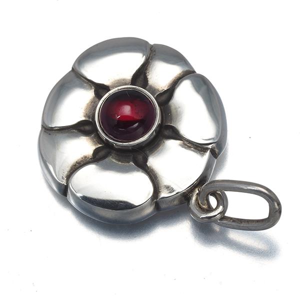 Georg Jensen（ジョージ ジェンセン） ペンダントトップ ガーネット 36 