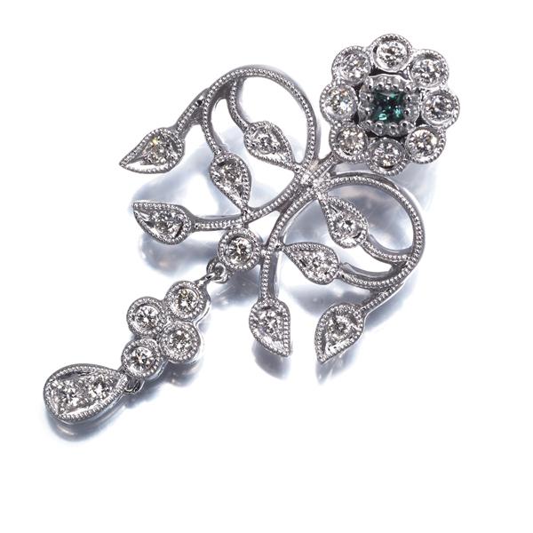 アレキサンドライト ダイヤ ダイヤモンド 0.34ct フラワー ミルグレイン ペンダントトップ K18WG GENJ |  | 06