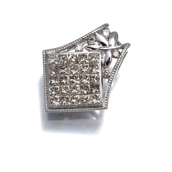 ライトブラウン ダイヤ ダイヤモンド 0.73ct ミルグレイン ミステリー