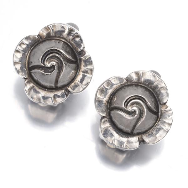 Georg Jensen（ジョージ ジェンセン） イヤリング 89 フラワー