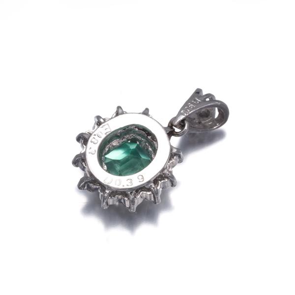 エメラルド 0.83ct ダイヤ ダイヤモンド 0.39ct フラワー ペンダントトップ Pt900 ソーティングGENJ |  | 02