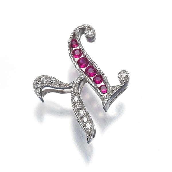 ルビー 0.12ct ダイヤ ダイヤモンド 0.04ct アルファベット イニシャル