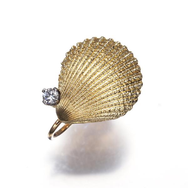 TIFFANY&Co.（ティファニー） イヤリング ダイヤ ダイヤモンド 貝殻