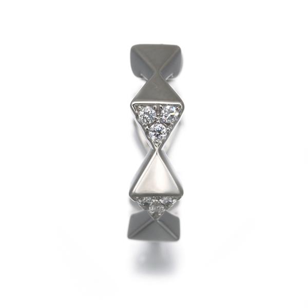 AHKAH（アーカー） イヤリング ダイヤ ダイヤモンド 0.04ct セブロン