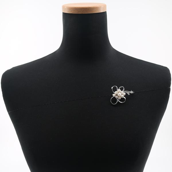 MIKIMOTO（ミキモト） ブローチ パール 真珠 5.0-6.6mm ブーケ