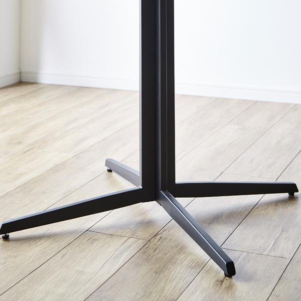 レトロスタイル 円形テーブル クローム脚 レトロスタイル 円形テーブル クローム脚 レトロスタイル 円形テーブル