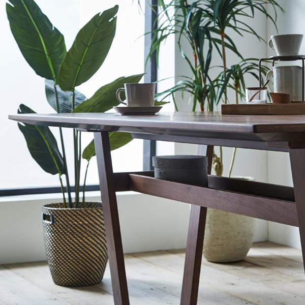 ソロテーブル　ウォルナット THE TABLE / ウォルナット × スマート電動昇降脚 – KANADEMONO