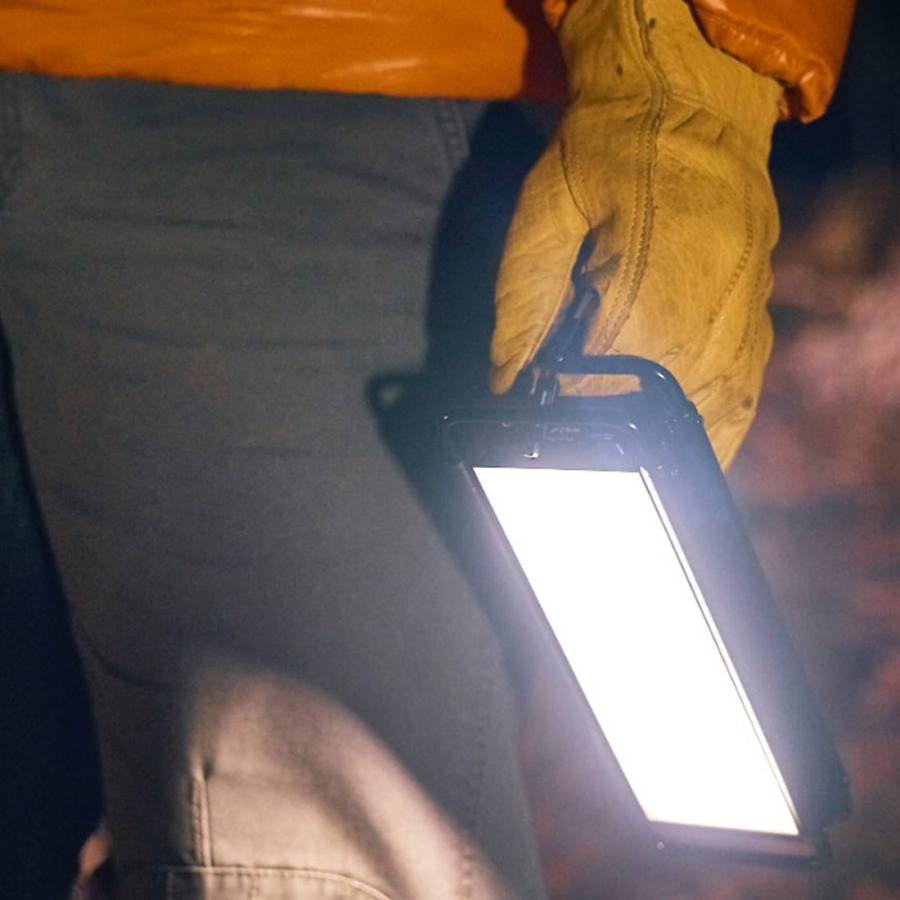 クレイモア ウルトラ 3.0 L LEDライトランタン 国内正規品 : グリーン