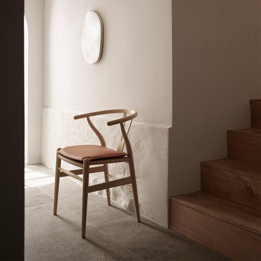 CH24 (Yチェア) 専用レザーシートクッション CARL HANSEN \u0026 SON｜カール・ハンセン＆サン / 北欧ファブリックアイテムの画像