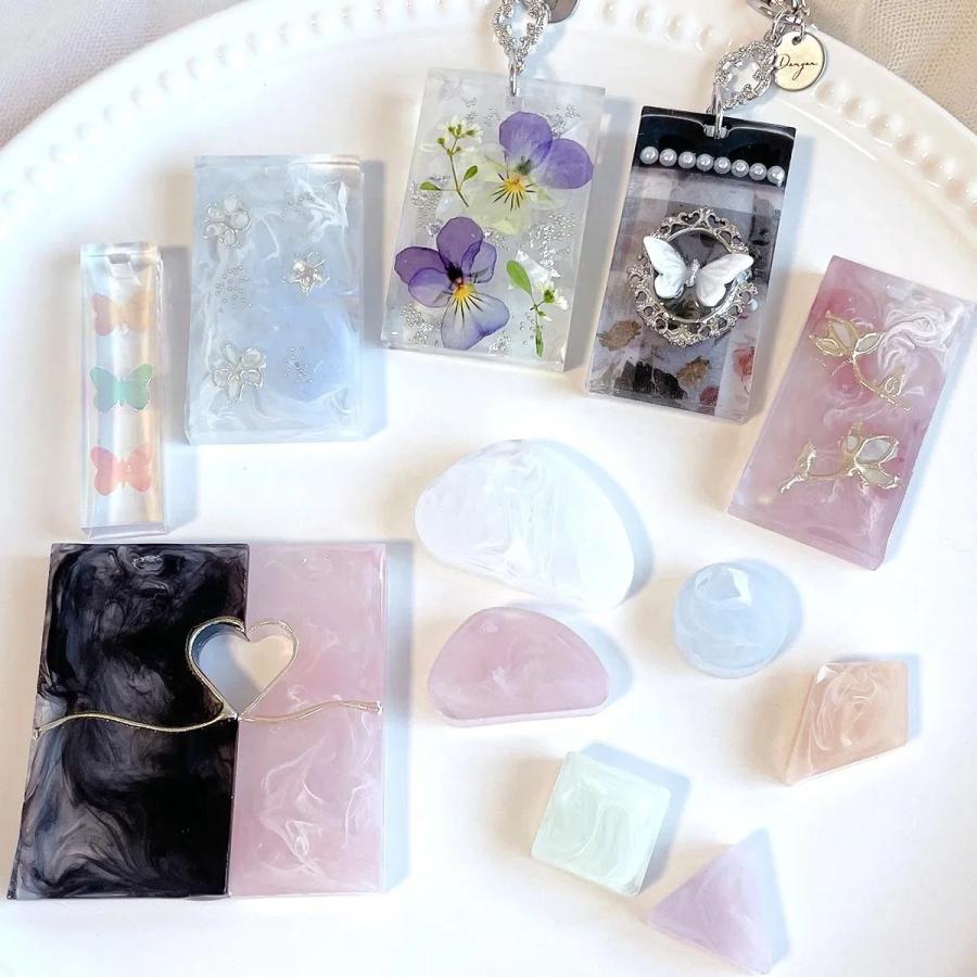 ＃213 マーマレード✴ちょうちょ✴レジンヘアゴムキーホルダーブローチ 261 マーマレード✴ちょうちょ✴レジンヘアゴムキーホルダーブローチ