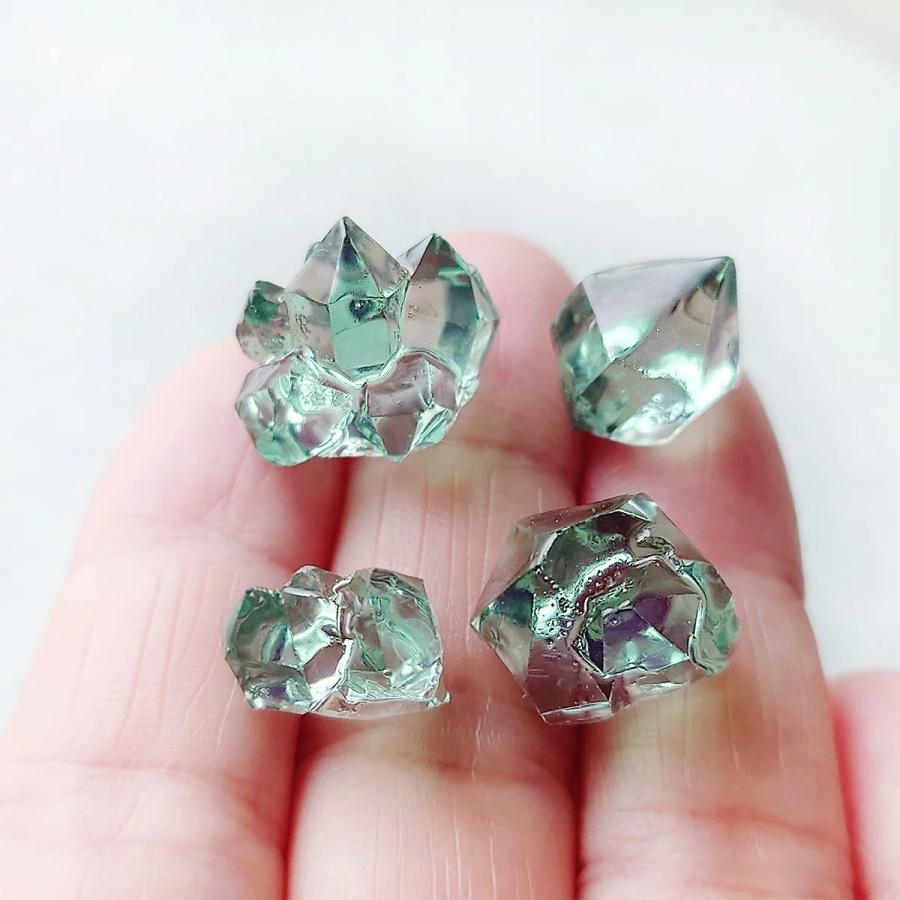 モールド（4枚） シリコン型・モールド 4つのリアルな鉱石 シリコンモールド セット