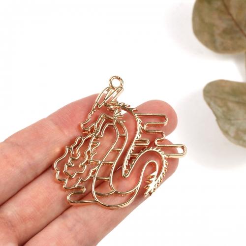 空枠 火を噴くドラゴン きれいめゴールド 龍 怪物 竜 童話 絵本 架空