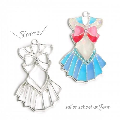 空枠 セーラー服 シルバー フレーム レジン枠 戦士 ムーン 月 アニメ F 6251 R 隠れ工房 Greenocean 通販 Yahoo ショッピング